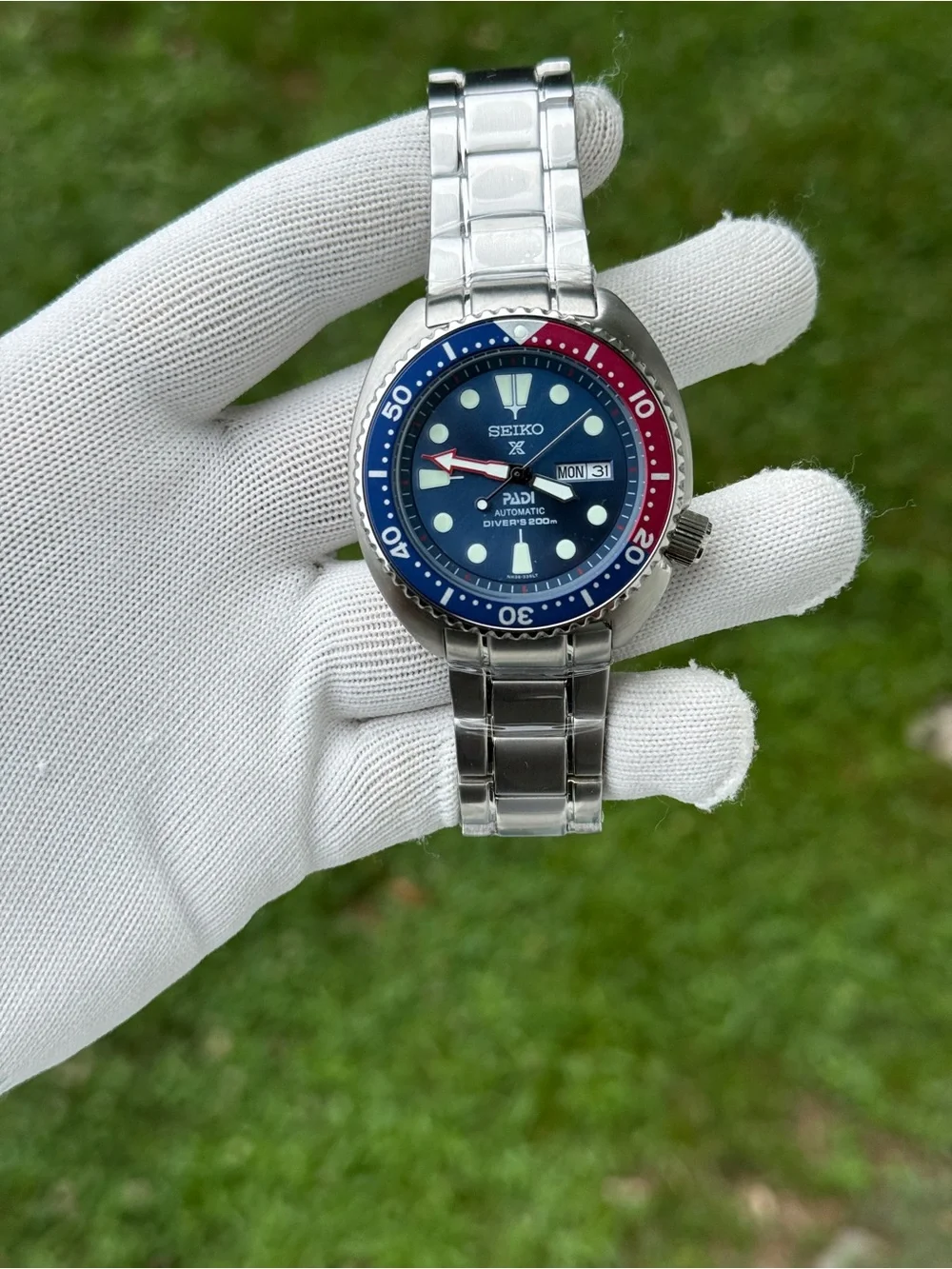 Seiko Prospex PADI Automatic Diver Watch - Blue/Red Bezel 45’mm blue dial Mens